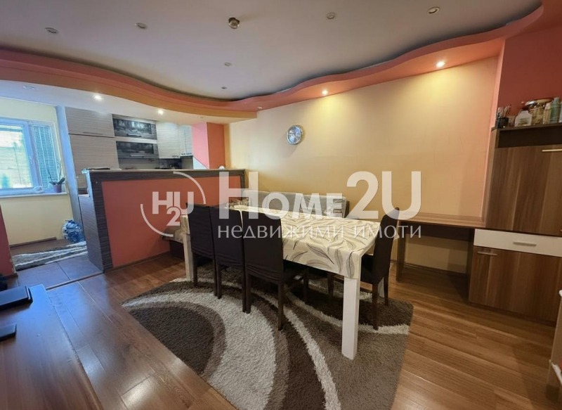 Продава 4-СТАЕН, гр. Варна, Кайсиева градина, снимка 2 - Апартаменти - 53444894