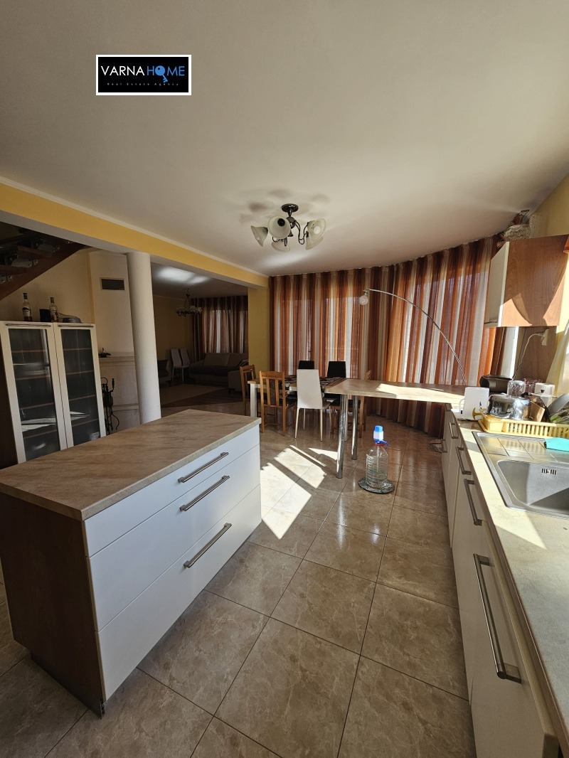 Til salgs  Hus Varna , m-t Dobreva sjesjma , 340 kvm | 29381308 - bilde [3]