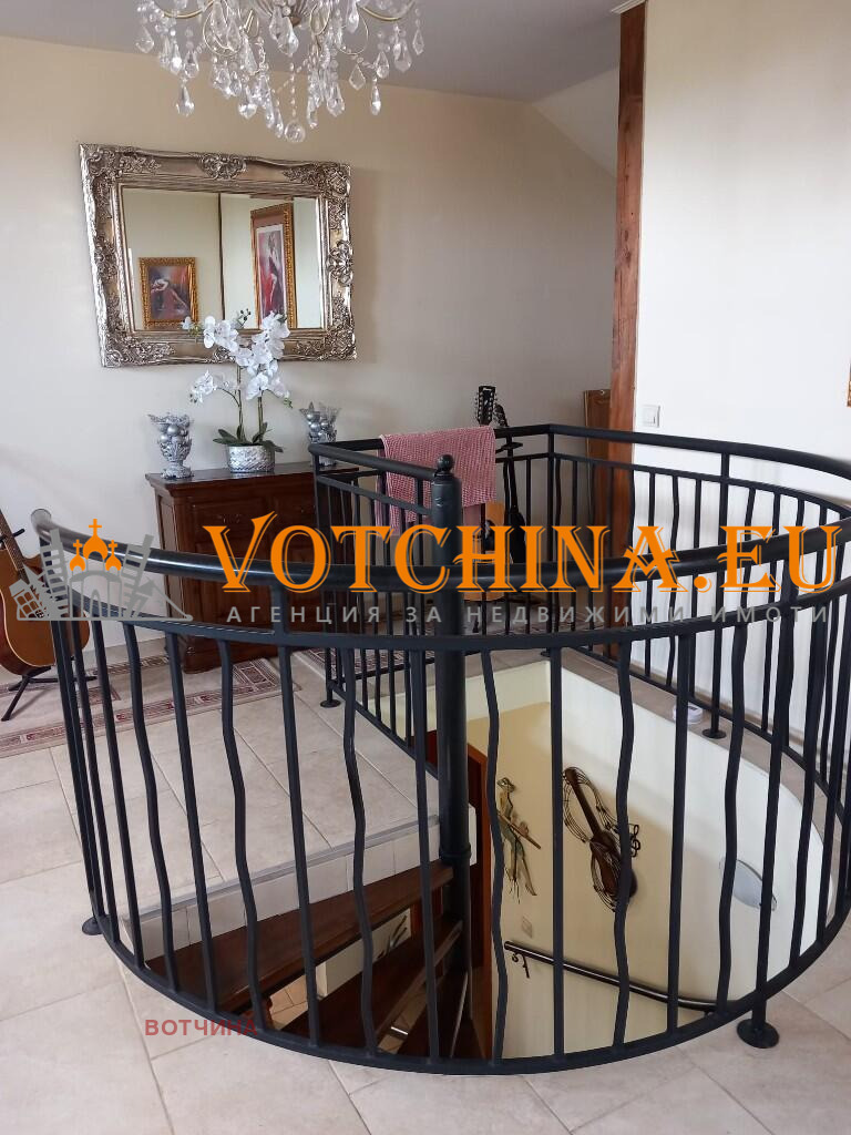 Продава КЪЩА, с. Безводица, област Добрич, снимка 9 - Къщи - 52647795