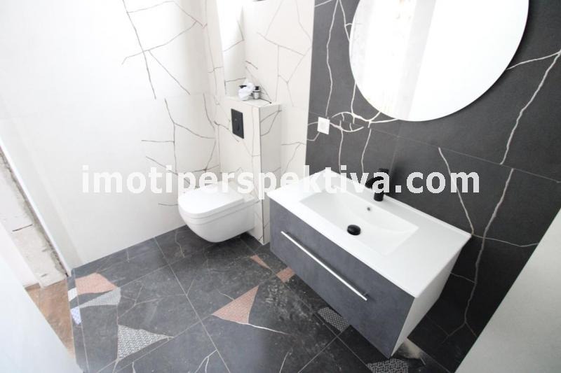 Продава КЪЩА, гр. Пловдив, Кючук Париж, снимка 3 - Къщи - 52440863