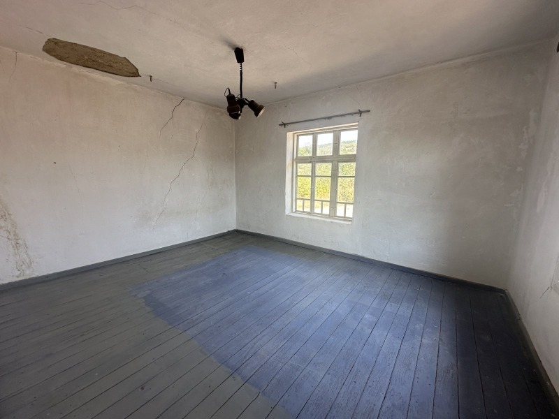 Продава КЪЩА, с. Веселиново, област Шумен, снимка 4 - Къщи - 53315362