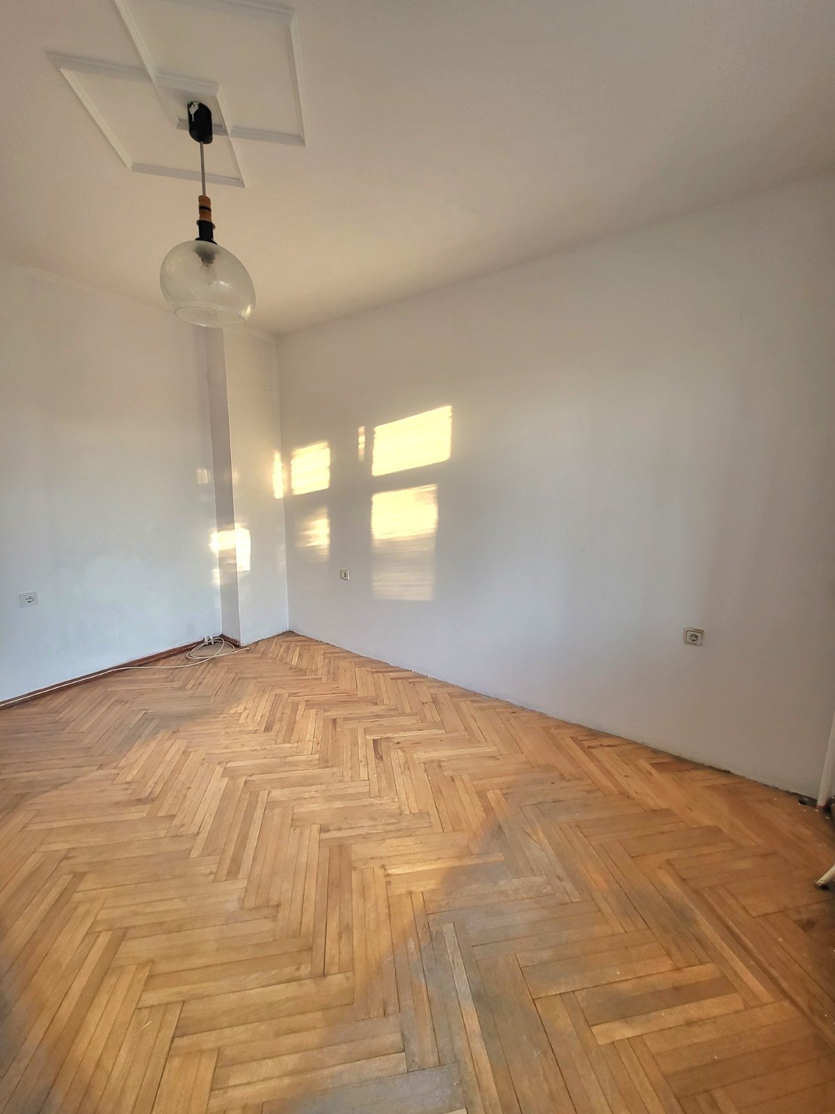 Продава 3-СТАЕН, гр. Добрич, Градска болница, снимка 2 - Апартаменти - 52007222