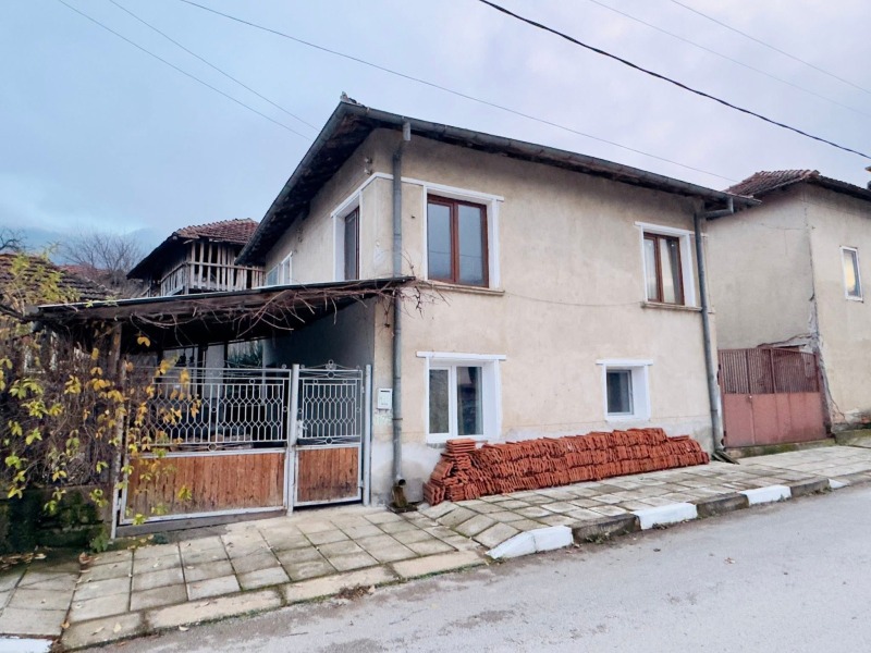 Продава КЪЩА в област Монтана, с. Говежда - 106 кв.м / 32 000 € » 62 586.56 лв., ИМОТИ МОНТИ