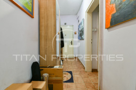 1 chambre Tsentar, Sofia 9