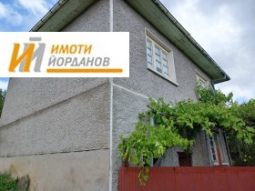 Продажба на имоти в с. Буковец, област Велико Търново - изображение 1 