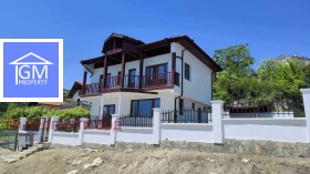 Hus Balchik, region Dobrich 10