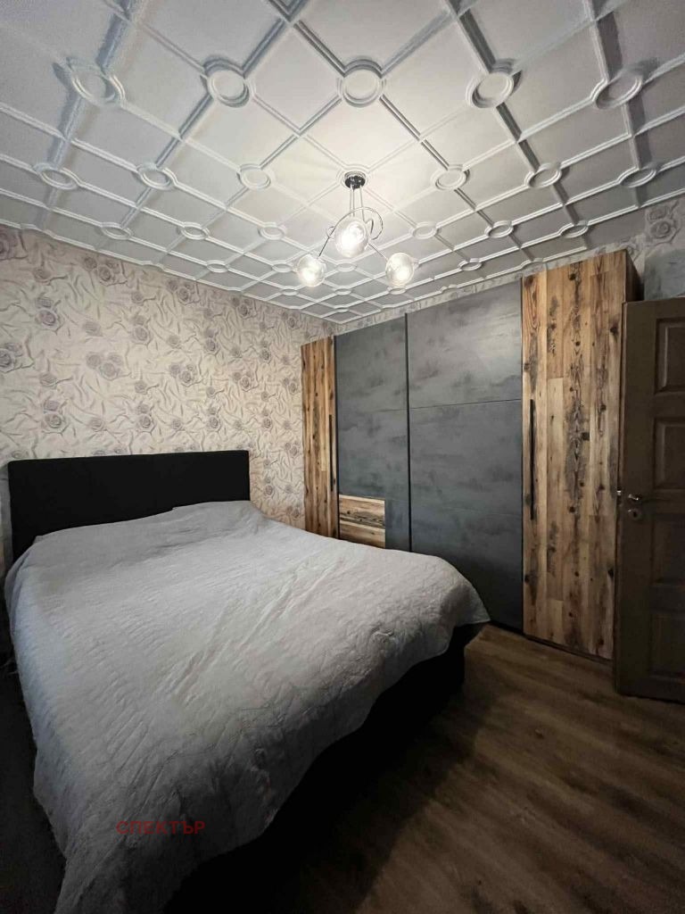 Zu verkaufen  1 Schlafzimmer Pernik , Iztok , 65 qm | 60633287 - Bild [3]