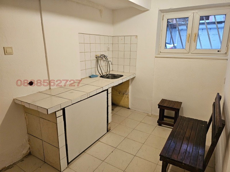 Продава 2-СТАЕН, гр. София, Изток, снимка 4 - Апартаменти - 53086539