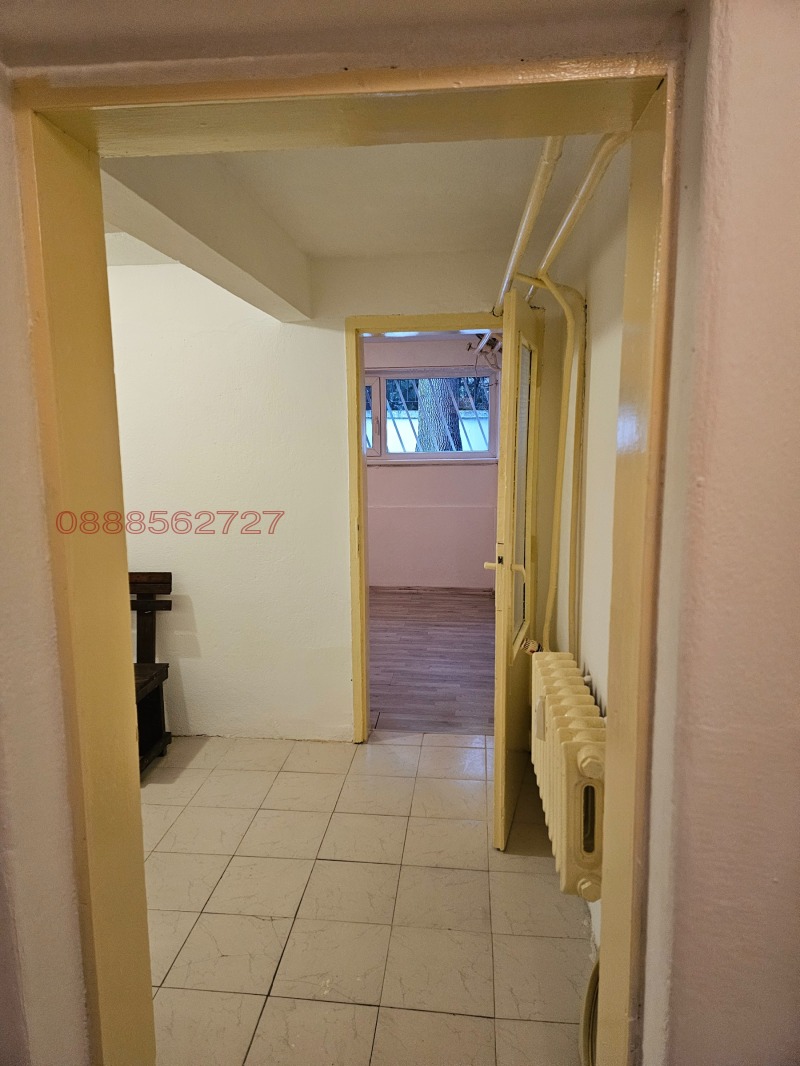 Продава 2-СТАЕН, гр. София, Изток, снимка 2 - Апартаменти - 53086539