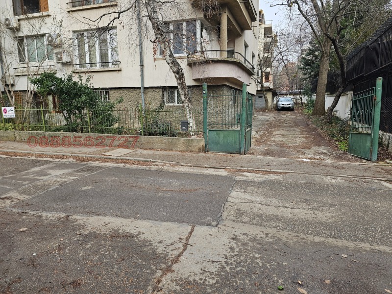 Продава 2-СТАЕН, гр. София, Изток