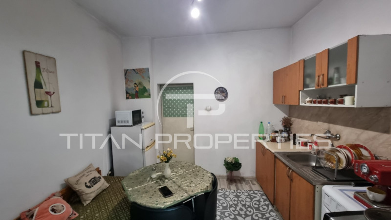 En venta  Comercio Plovdiv , Tsentar , 80 metros cuadrados | 10482614 - imagen [3]