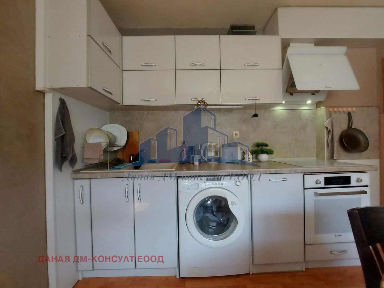 Продава ЕТАЖ ОТ КЪЩА, гр. Шумен, Пожарната, снимка 4 - Етаж от къща - 54433944