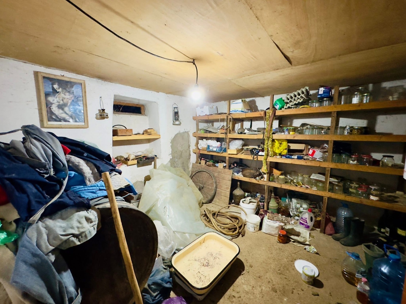 Продава КЪЩА, с. Говежда, област Монтана, снимка 13 - Къщи - 53797673