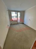 Продава 4-СТАЕН, гр. Шумен, Тракия, снимка 2