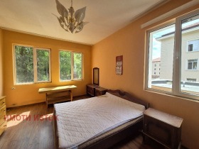 2 chambres Iztok, Pernik 1