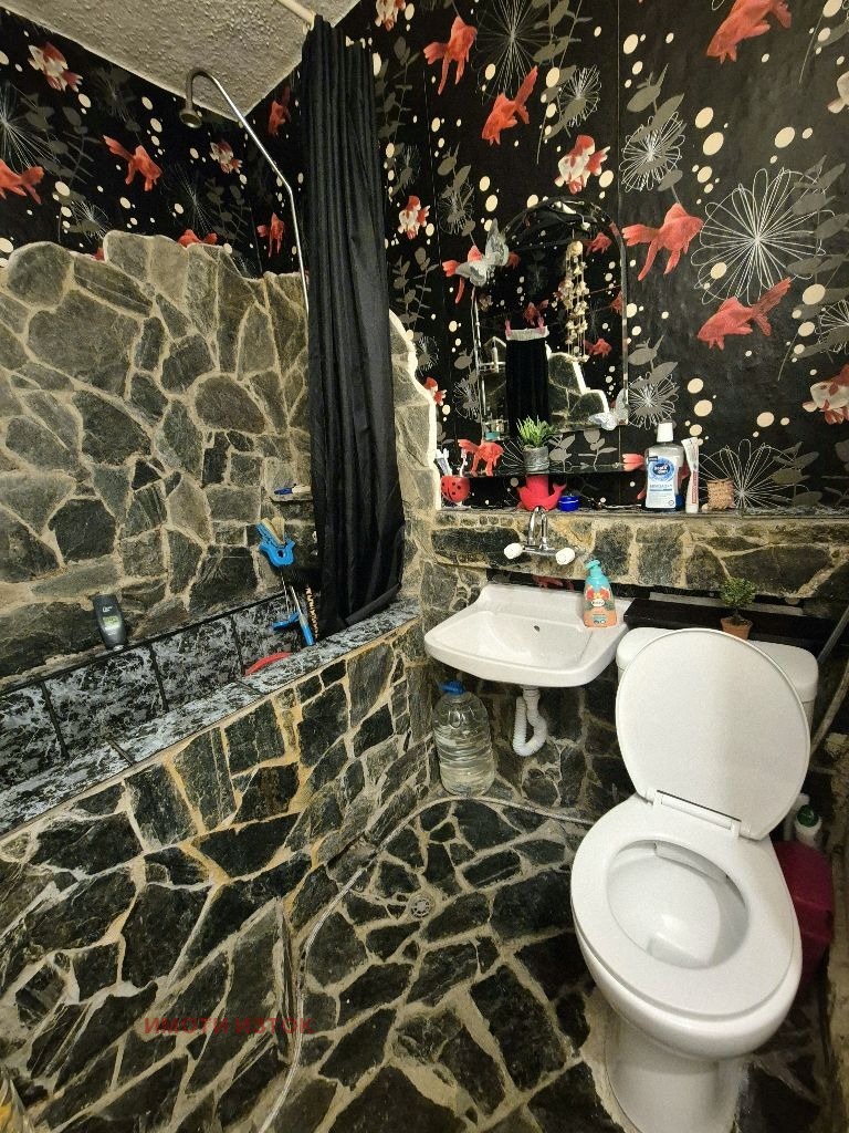 Продава 2-СТАЕН, гр. Перник, Изток, снимка 17 - Апартаменти - 53415637