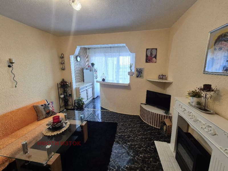 Продава 2-СТАЕН, гр. Перник, Изток, снимка 2 - Апартаменти - 53415637