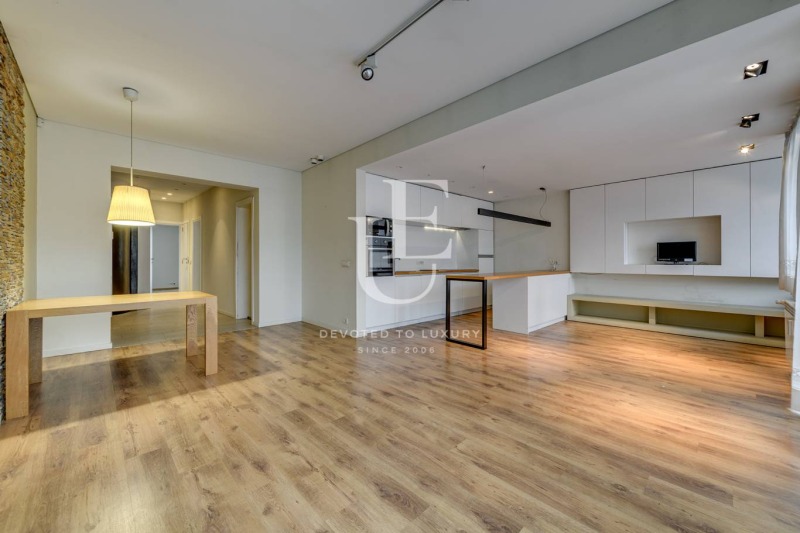 Продава  3-стаен, град София, Център •  665 000 EUR • ID 47509612 — holmes.bg - [1] 