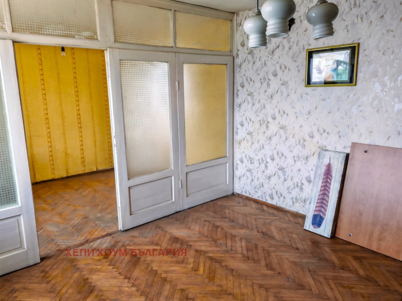 Myytävänä  2 makuuhuonetta Ruse , Širok tsentar , 100 neliömetriä | 80642767 - kuva [3]