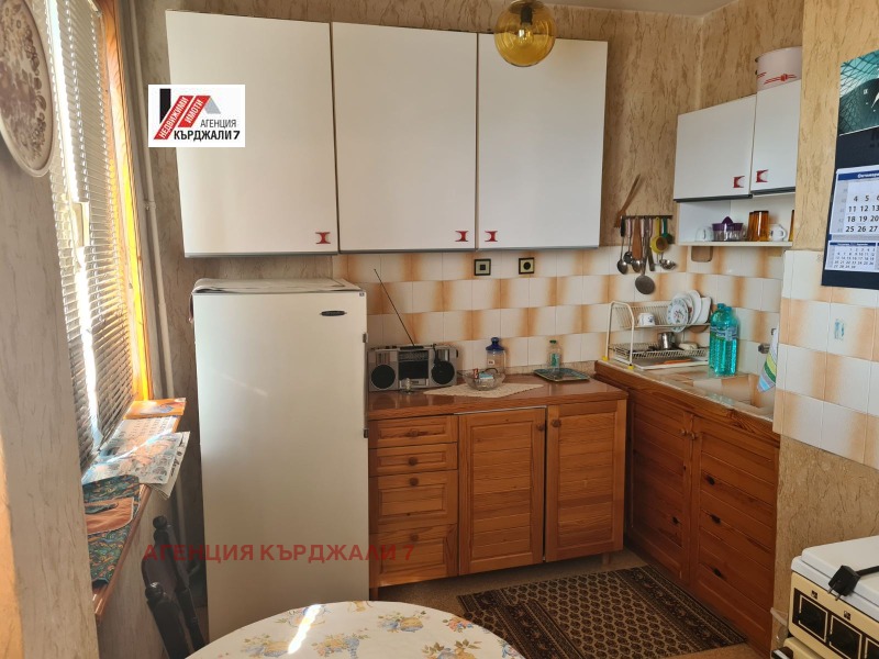 Продава 3-СТАЕН, гр. Кърджали, Студен кладенец, снимка 6 - Апартаменти - 52386346