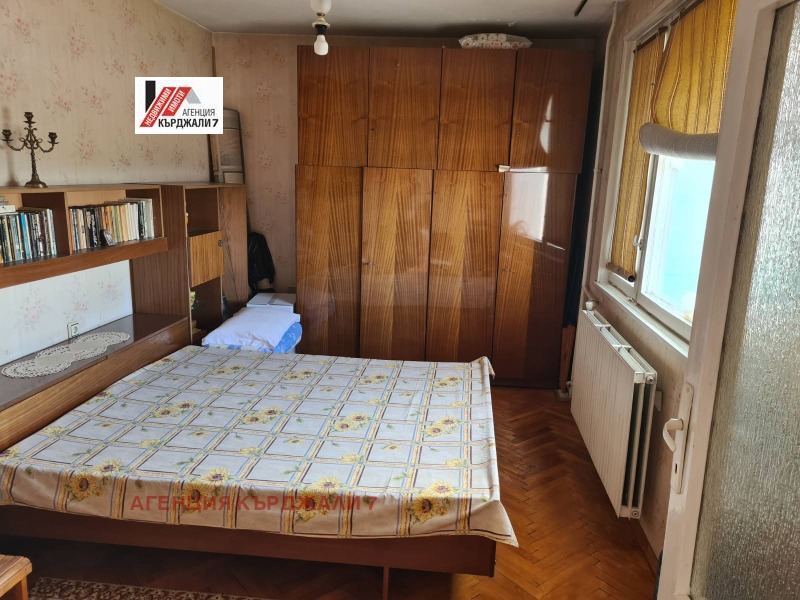 Продава 3-СТАЕН, гр. Кърджали, Студен кладенец, снимка 7 - Апартаменти - 52386346