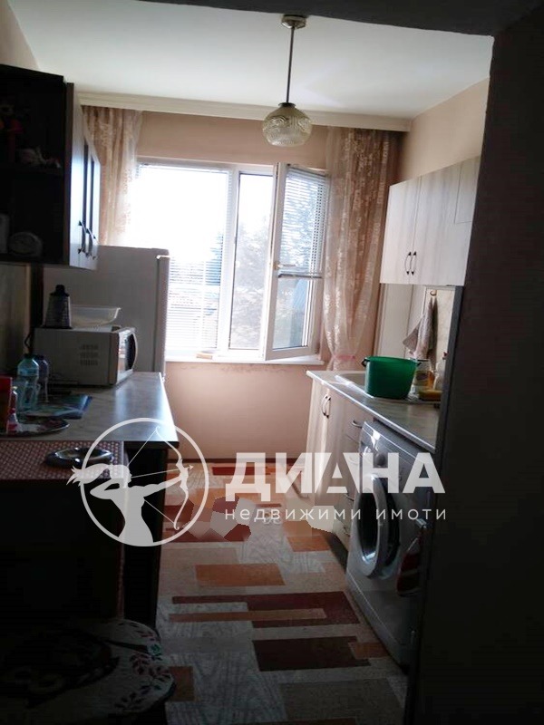 Продава МНОГОСТАЕН, гр. Пловдив, Христо Смирненски, снимка 2 - Aпартаменти - 47523753