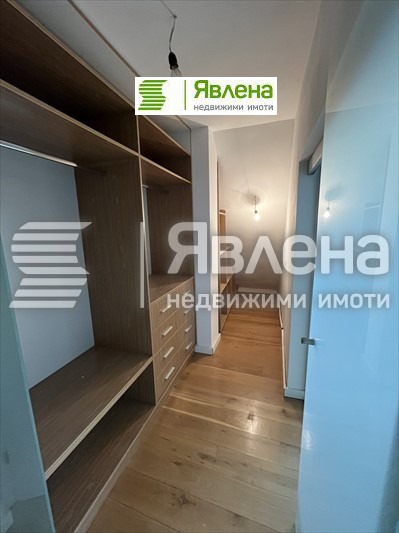 Продава МНОГОСТАЕН, гр. София, Център, снимка 11 - Aпартаменти - 47767526