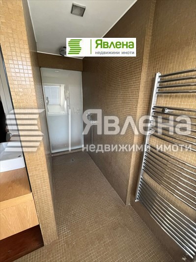 Продава МНОГОСТАЕН, гр. София, Център, снимка 10 - Aпартаменти - 47767526