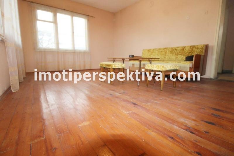 Продава ЕТАЖ ОТ КЪЩА, с. Крумово, област Пловдив, снимка 5 - Етаж от къща - 52413544