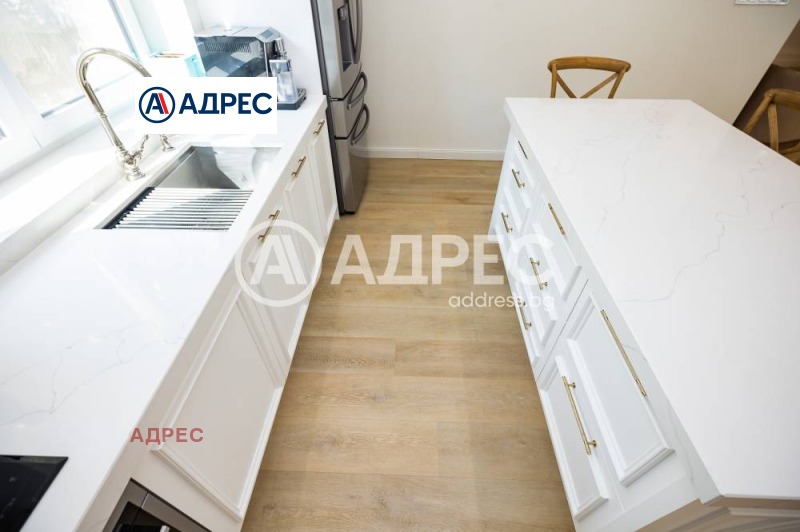 Продава КЪЩА, гр. Варна, Център, снимка 5 - Къщи - 53019612