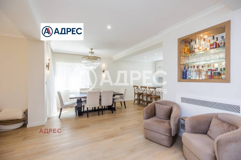 Продава КЪЩА, гр. Варна, Център, снимка 12 - Къщи - 53019612