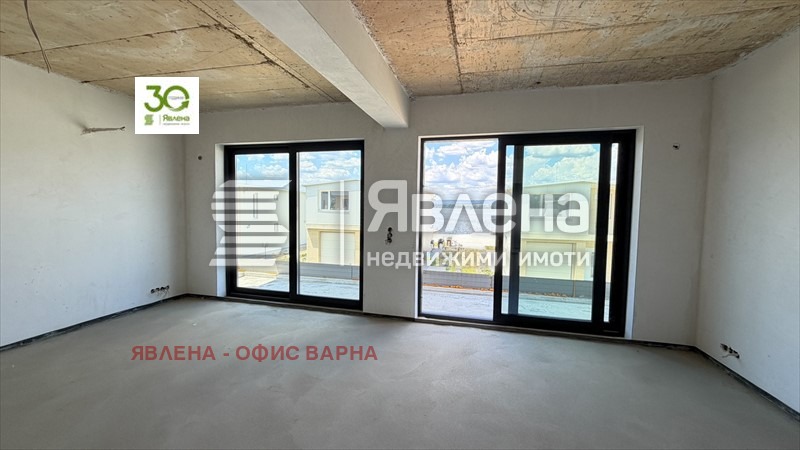 Продава КЪЩА, гр. Варна, Островна промишлена зона, снимка 8 - Къщи - 55040485
