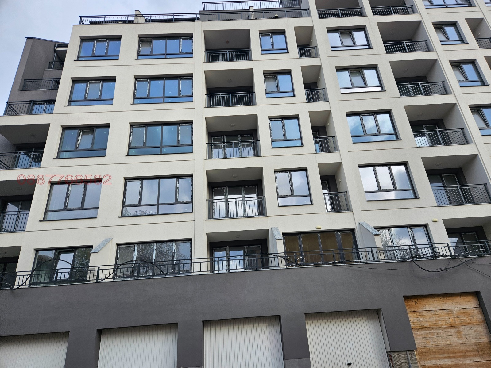 Продава 1-СТАЕН, гр. София, Толстой, снимка 2 - Апартаменти - 54250780