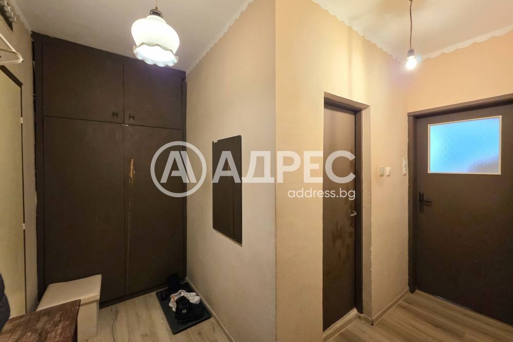Продава 3-СТАЕН, гр. София, Сухата река, снимка 11 - Апартаменти - 54344716