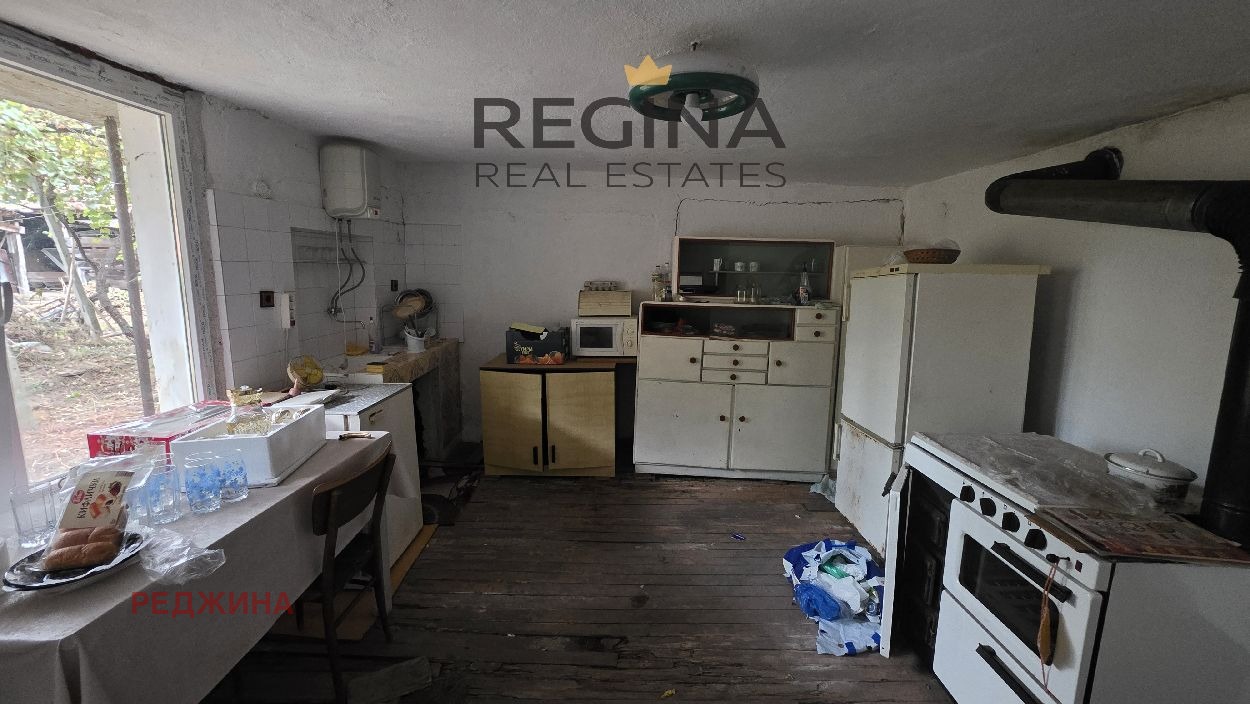 Продава КЪЩА, с. Песнопой, област Пловдив, снимка 10 - Къщи - 56288691