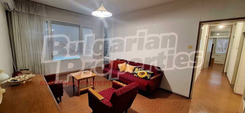 En venta  2 dormitorios Plovdiv , Karshiyaka , 110 metros cuadrados | 94645940