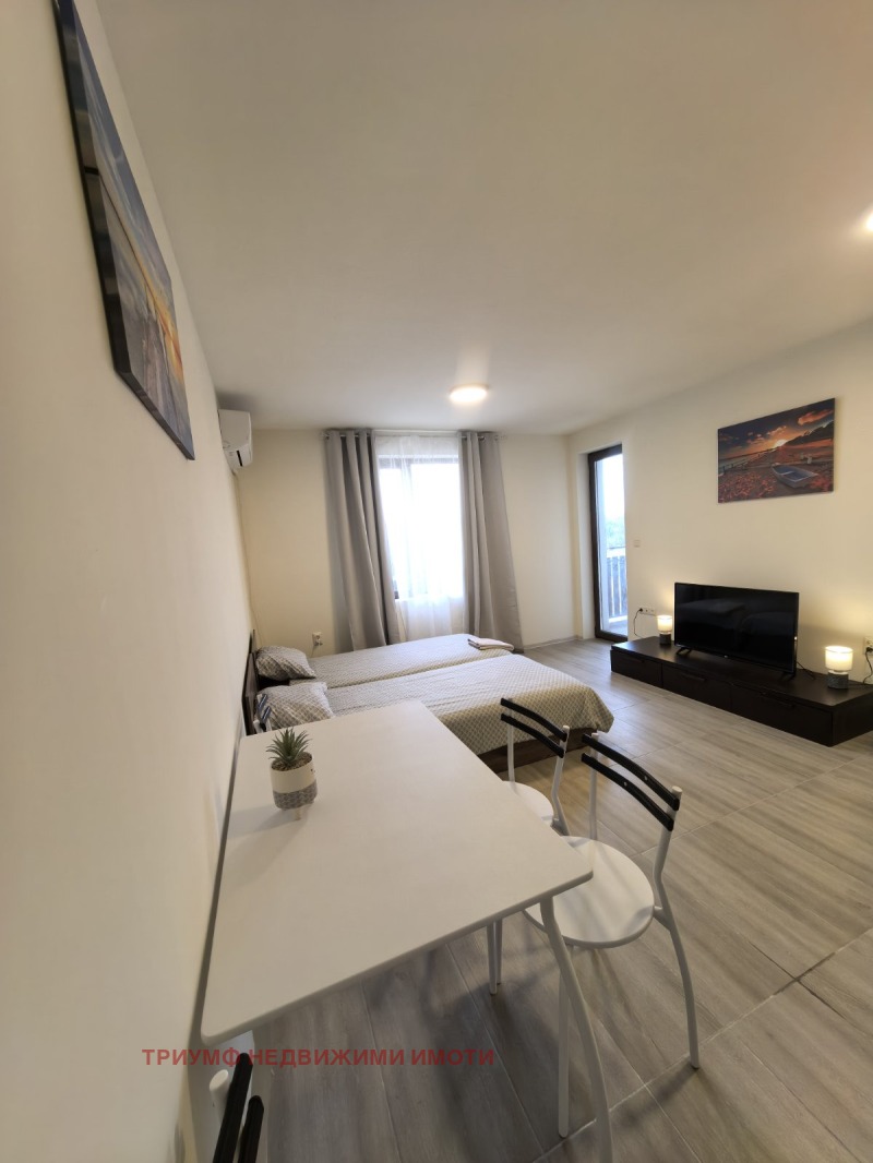 Продава 2-СТАЕН в област Варна, с. Николаевка - 65 кв.м / 47 000 € » 91 924.01 лв., ТРИУМФ НЕДВИЖИМИ ИМОТИ