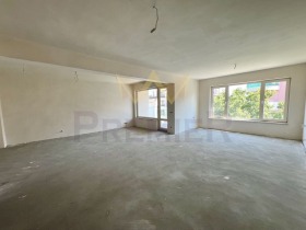 2 slaapkamers Briz, Varna