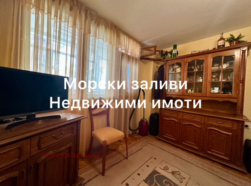 Продава 2-СТАЕН, гр. Бургас, Възраждане, снимка 2 - Aпартаменти - 48367215