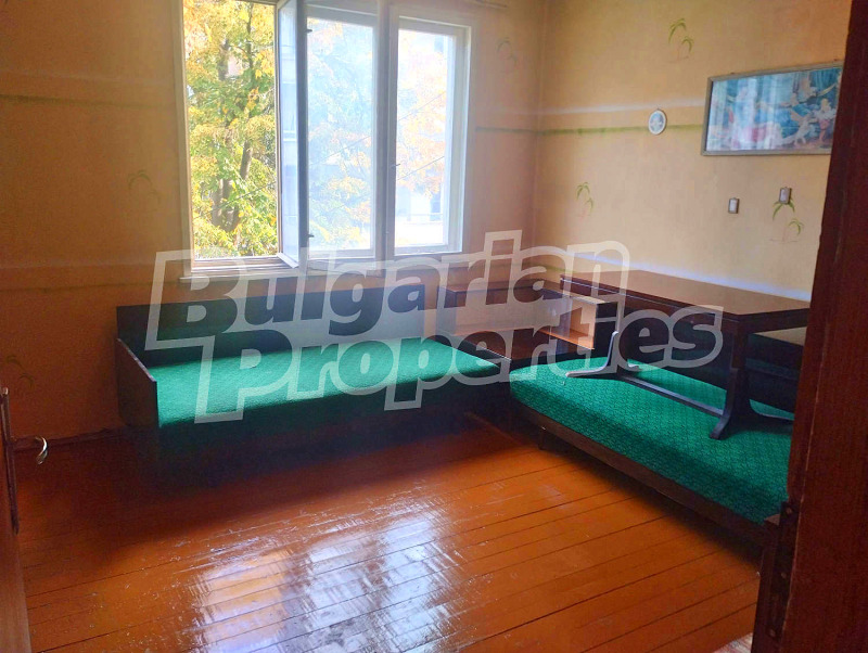 Продава 3-СТАЕН, гр. Шумен, Болницата, снимка 2 - Апартаменти - 52475741