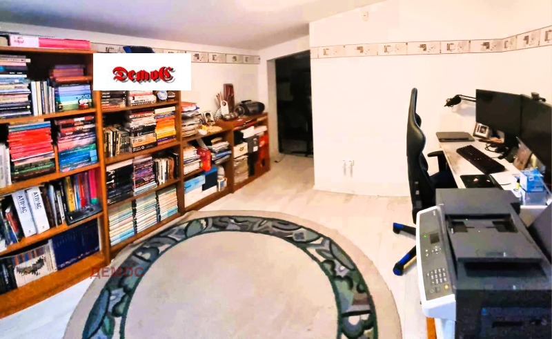 Продава МНОГОСТАЕН, гр. София, Център, снимка 13 - Апартаменти - 53561793