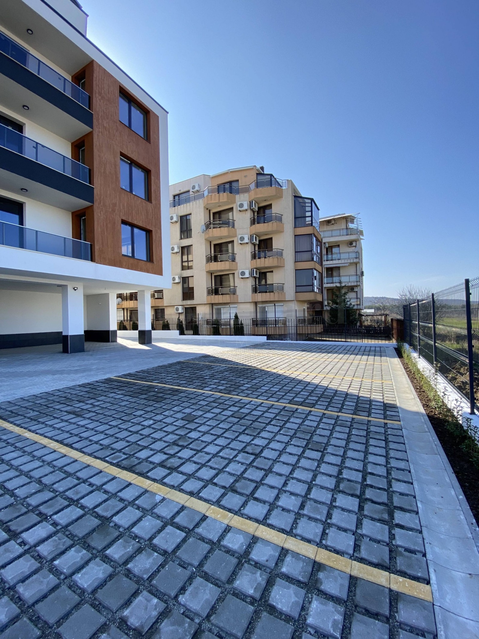 Продава 1-СТАЕН, гр. Приморско, област Бургас, снимка 3 - Апартаменти - 53133921