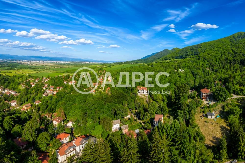 Продава КЪЩА, гр. София, гр. Банкя, снимка 2 - Къщи - 54752181