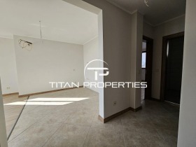 1 quarto Vinica, Varna 14