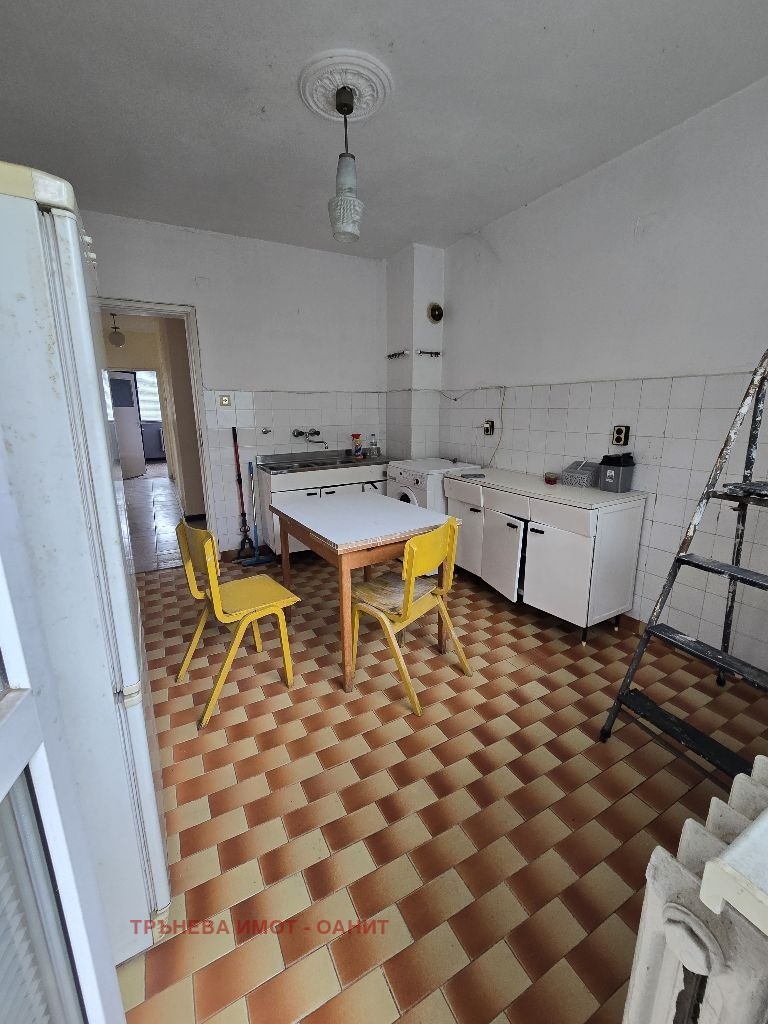 Продава  3-стаен град София , Медицинска академия , 93 кв.м | 66819414