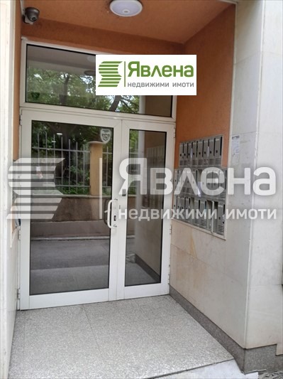 Til salgs  3 soverom Sofia , Krasno selo , 114 kvm | 93830631 - bilde [2]