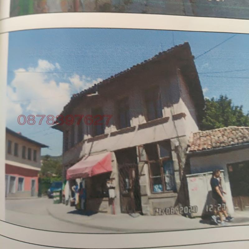 Продава КЪЩА, гр. Елена, област Велико Търново, снимка 3 - Къщи - 52781639