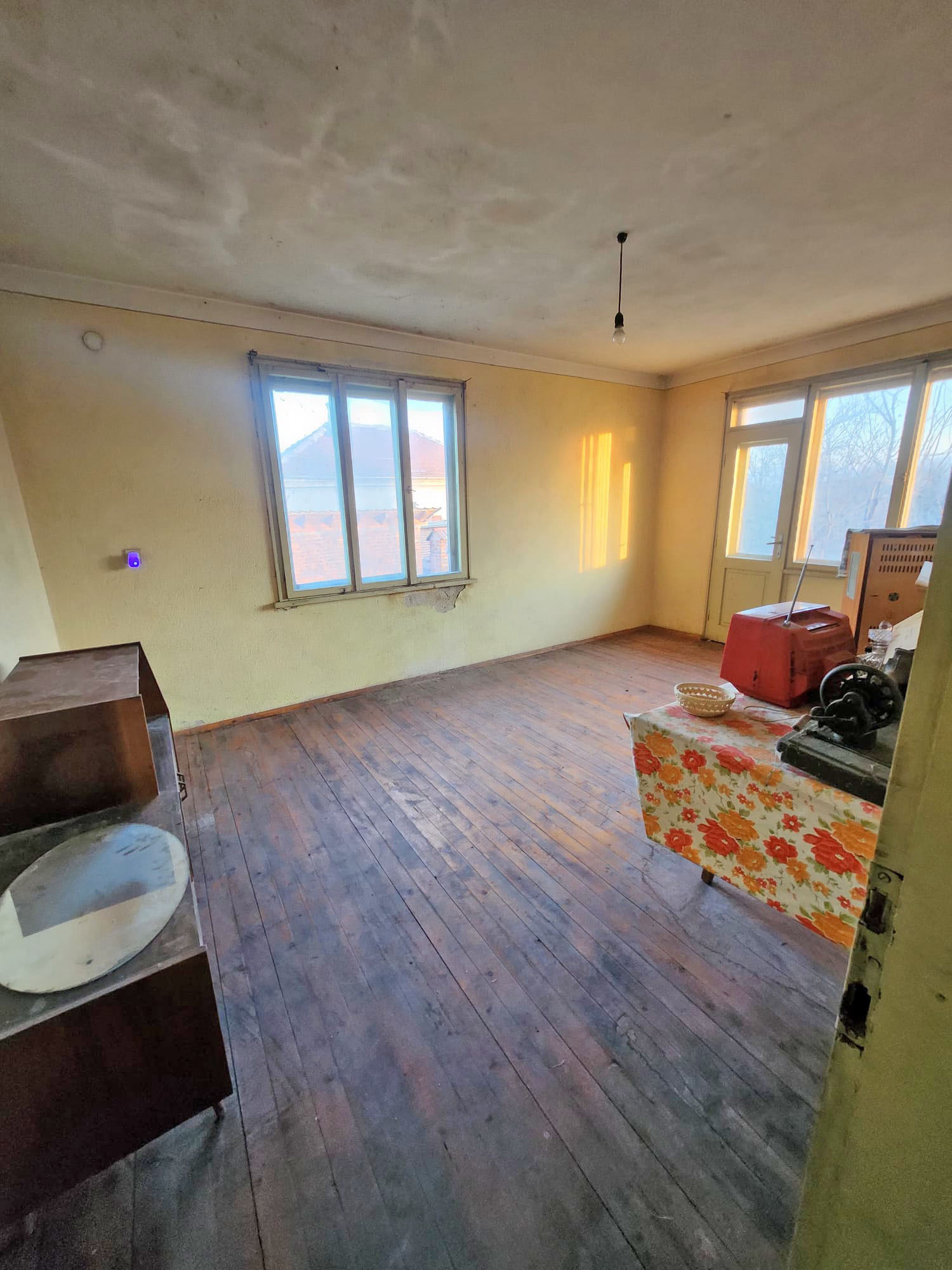 Продава КЪЩА, с. Мало Конаре, област Пазарджик, снимка 5 - Къщи - 54142108