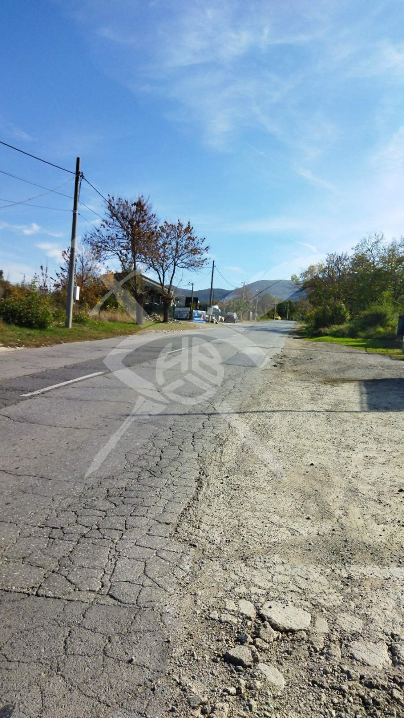 Продава ПАРЦЕЛ в град София, с. Лозен - 2157 кв.м / 204 915 € » 400 778.90 лв., ЕКС НВД ООД