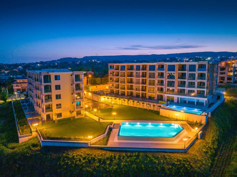 Продава 3-СТАЕН, гр. Варна, к.к. Св.Св. Константин и Елена, снимка 10 - Апартаменти - 52458323